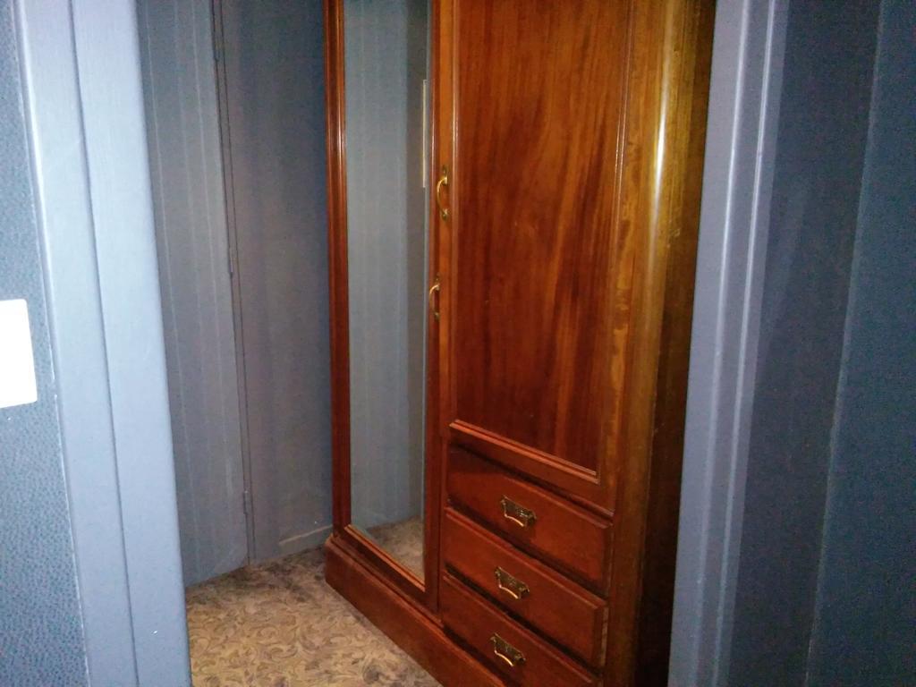 Homtel Le Parc Ξενοδοχείο Allevard Δωμάτιο φωτογραφία