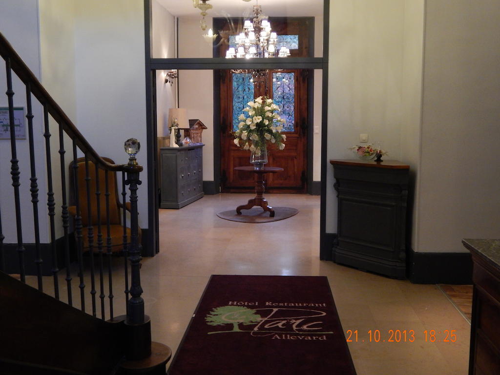Homtel Le Parc Ξενοδοχείο Allevard Εξωτερικό φωτογραφία